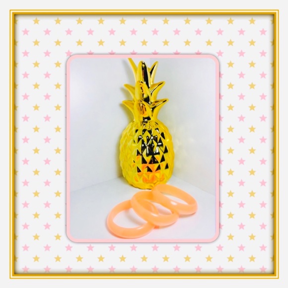 Jewelry - 🛍Coral Bangle Set